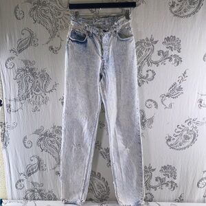 Vintage‎ Levis 544 Thrashed
Distressed Acid Wash Button Fly